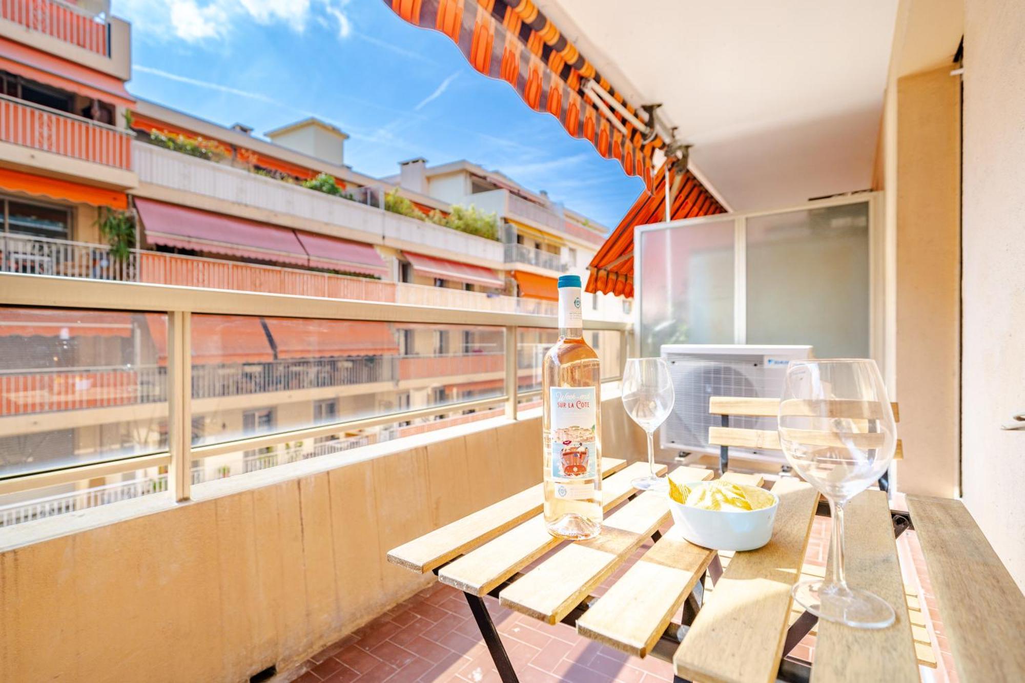 Near Old Town And Apartment Fully Renovated Nice Exteriér fotografie